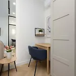 Chmielna Duo Modern In The Center Near Zlote Tarasy By Renters Apartament *