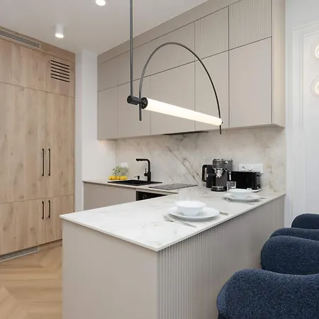 Chmielna Duo Modern In The Center Near Zlote Tarasy By Renters * Varsavia