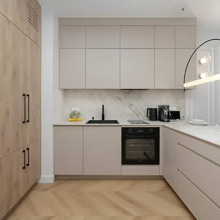 Chmielna Duo Modern In The Center Near Zlote Tarasy By Renters *