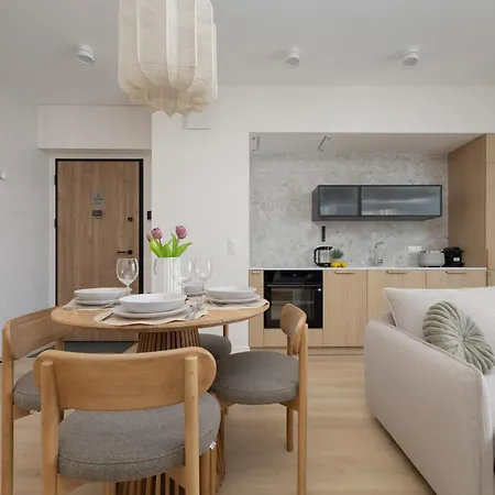 Apartment Chmielna Duo Modern In The Center Near Zlote Tarasy By Renters Warsaw