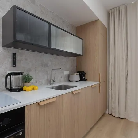Chmielna Duo Modern In The Center Near Zlote Tarasy By Renters *