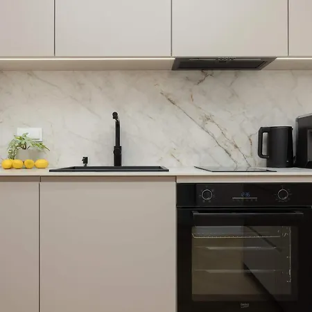 Апартаменты Chmielna Duo Modern In The Center Near Zlote Tarasy By Renters Варшава